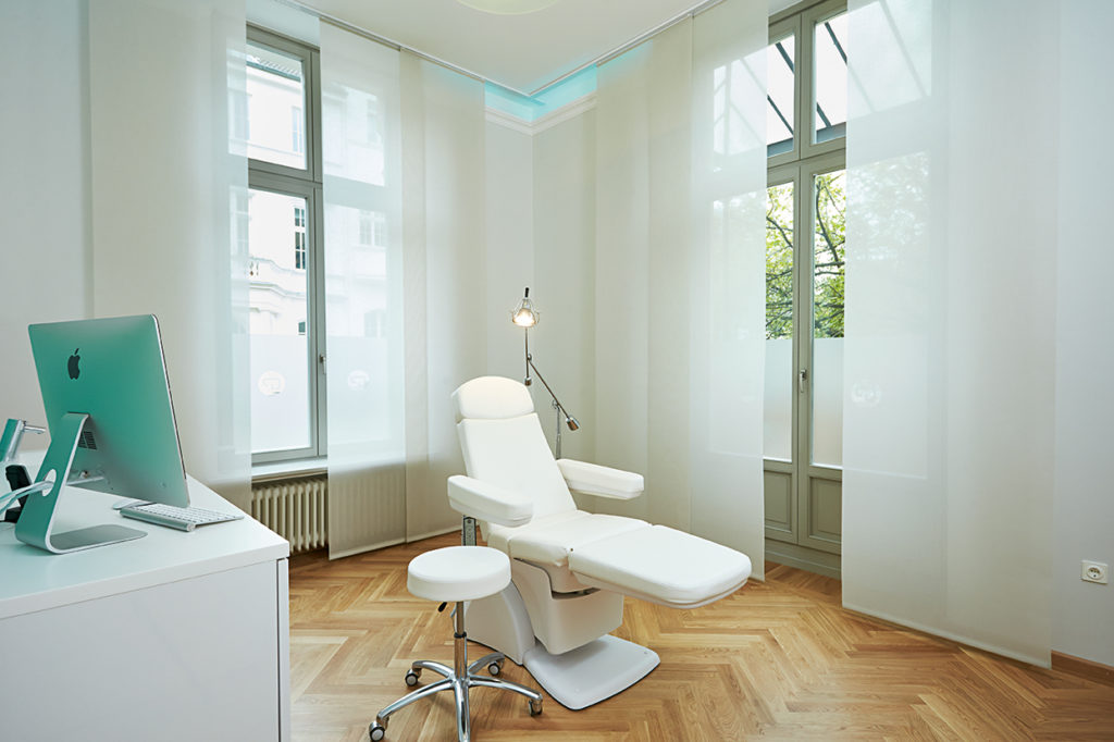 Praxis Dr Med Gabriele Pohl Gmbh CoolSculpting® - Dr. Gabriele Pohl | Praxis für Plastische und